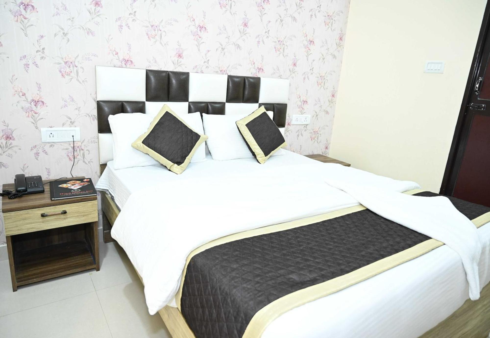 Super Hotel O Glance Inn Patna  Exterior foto